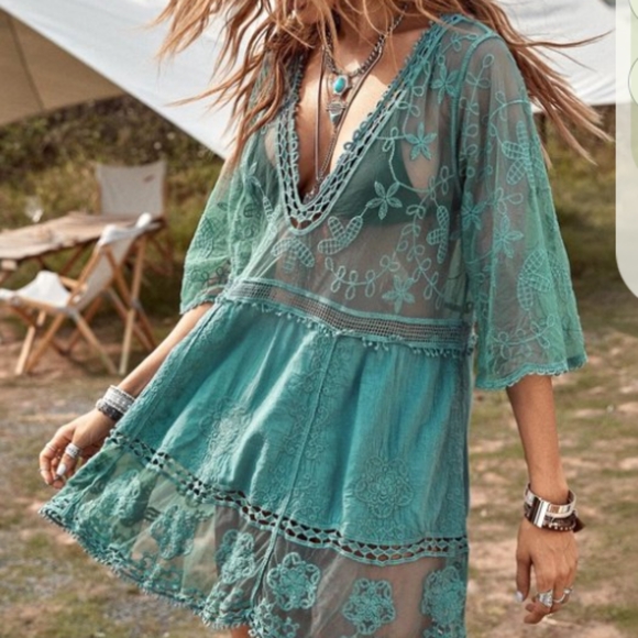 Women's Open Crochet Lace Coverup Sage Green OSFM - Picture 3 of 5